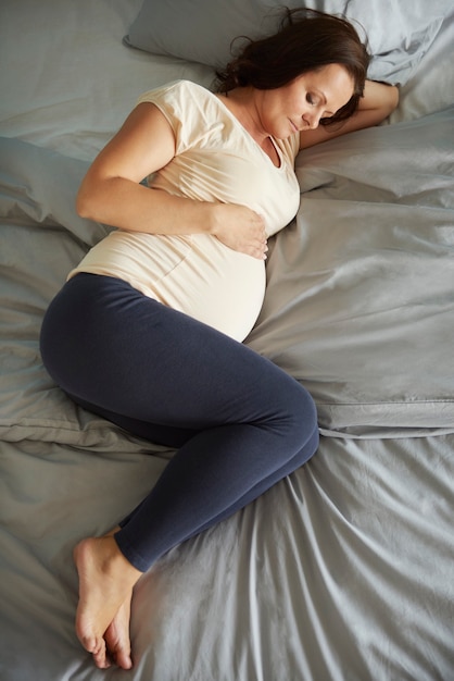 Текст2. Признаки и способы определения отхода пробки во время беременности