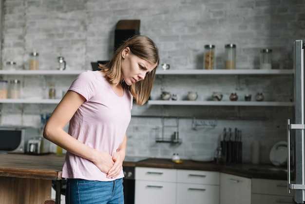 Признаки и симптомы мочекаменной болезни у женщин